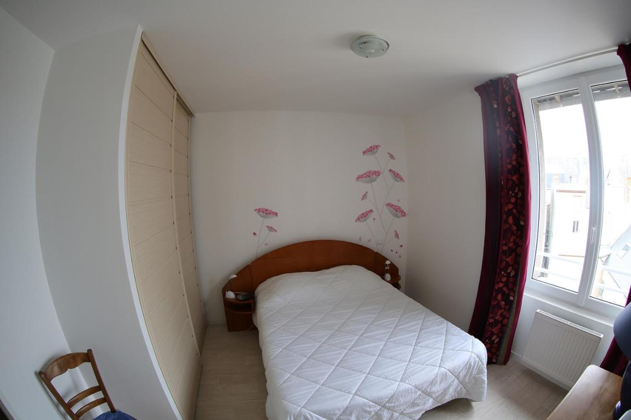 Beau Logis 2 Etoiles Apartamento Granville Exterior foto